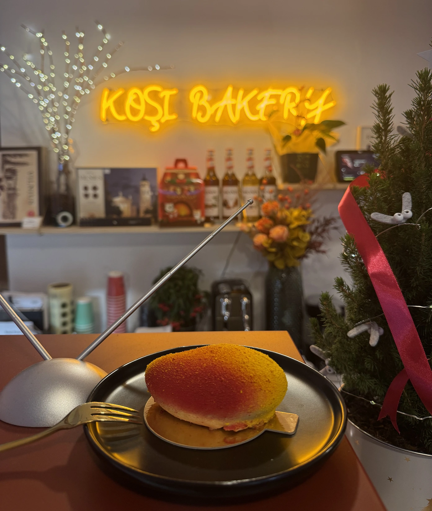 Koşi Bakery interior with delicious pastries